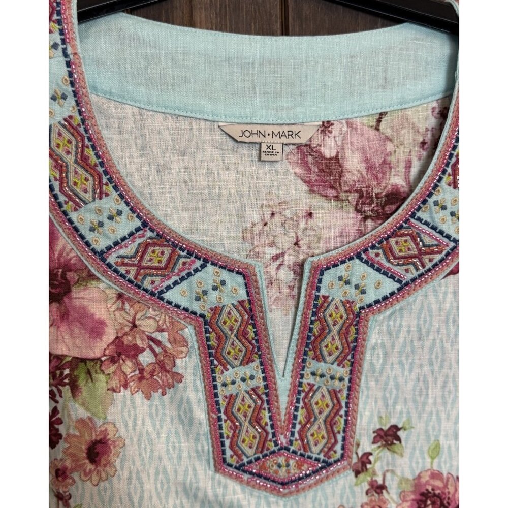 John Mark Size XL Ice Blue Floral Embroidered Beaded 3/4 Sleeve Tunic Top - Picture 7 of 10